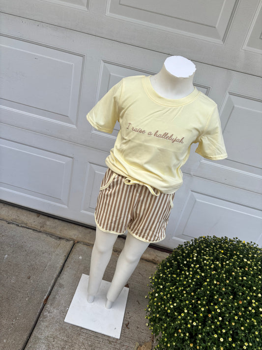 I Raise A Hallelujah Shorts Set